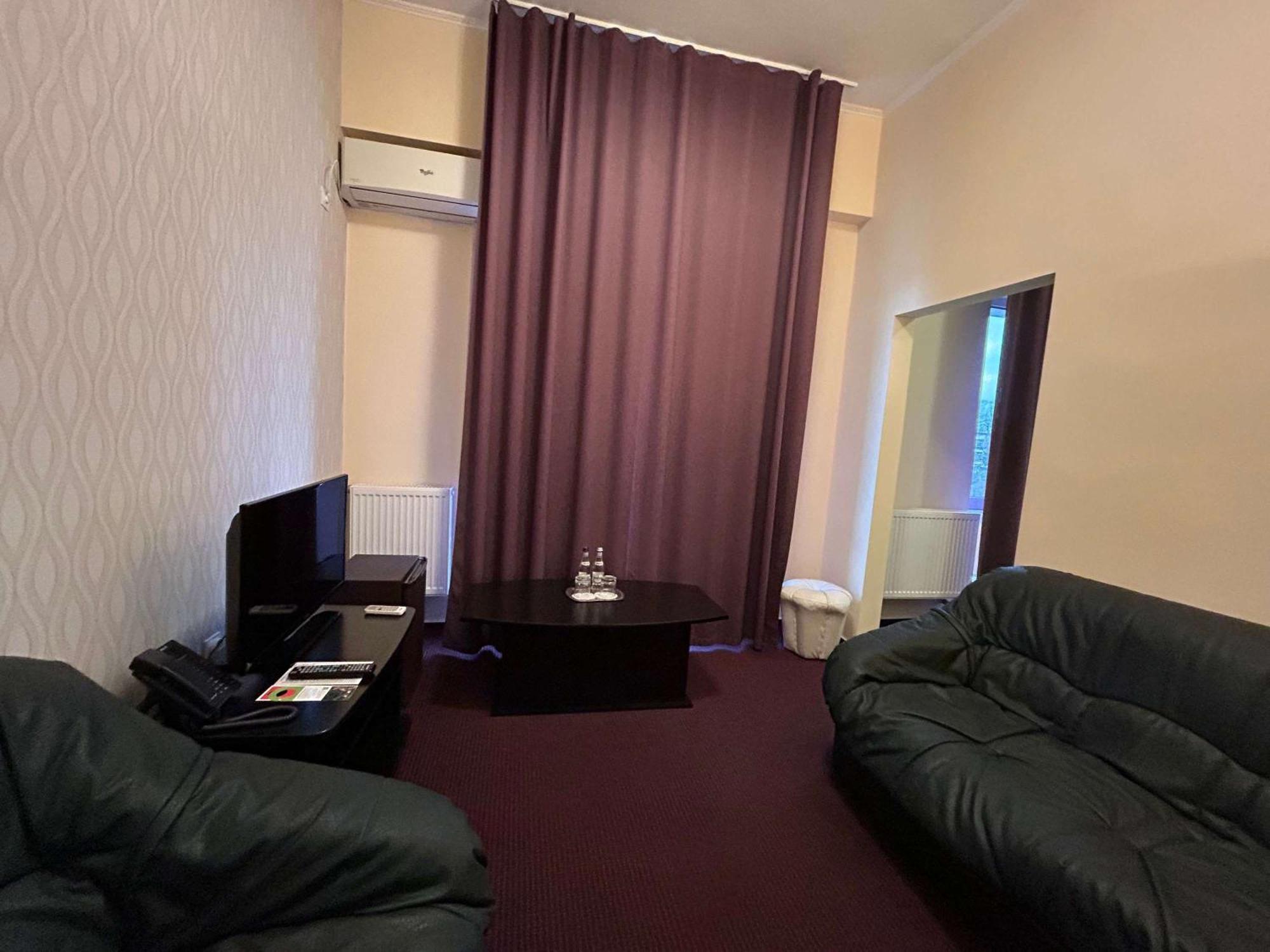 Ibis Styles Dunarea Hotel 3*
